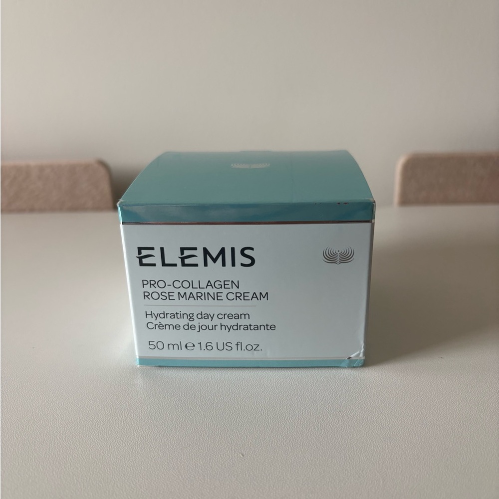 ELEMIS Pro-Collagen Rose Marine Cream in Blue and White